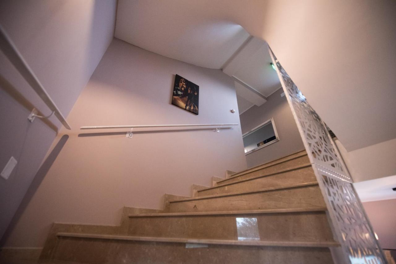 Casa 1A Hotel เอโฟรีเอซูด ภายนอก รูปภาพ