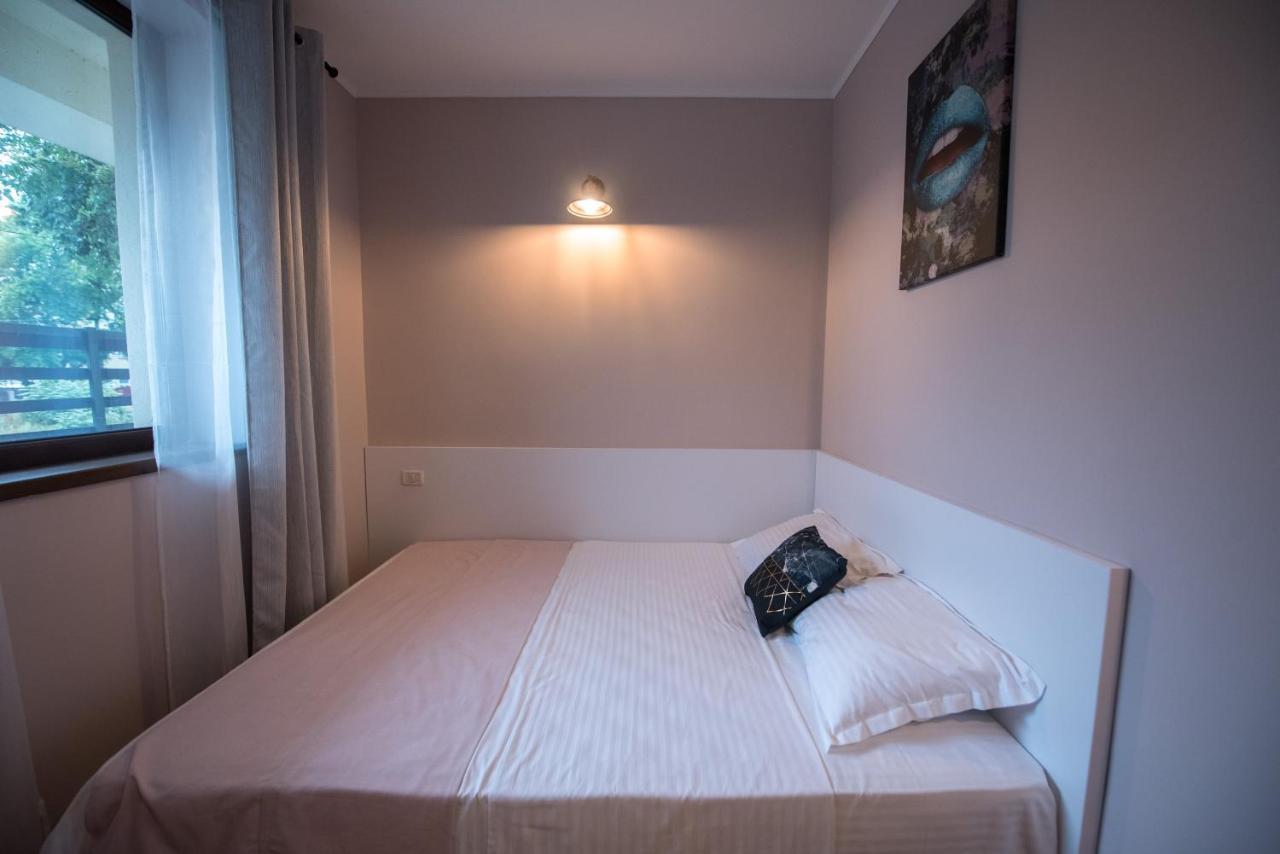 Casa 1A Hotel เอโฟรีเอซูด ภายนอก รูปภาพ